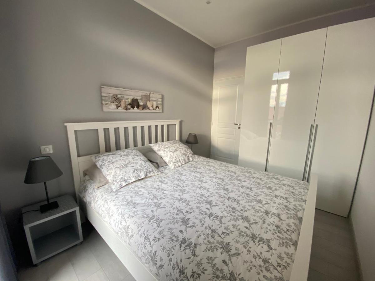 Agreable 3 Pieces Climatise Avec Vue Mer Et Parking 빌프랑슈쉬르메르 외부 사진